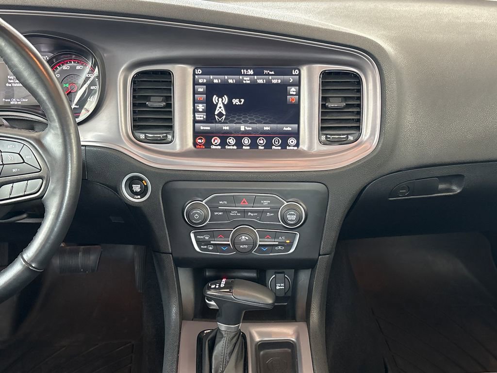 Used 2023 Dodge Charger SXT w/ Blacktop Package image 23