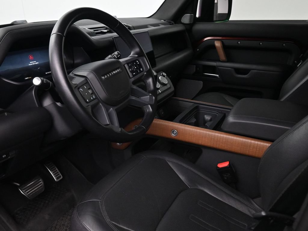 Used 2023 Land Rover Defender 130 X AWD/4WD image 7