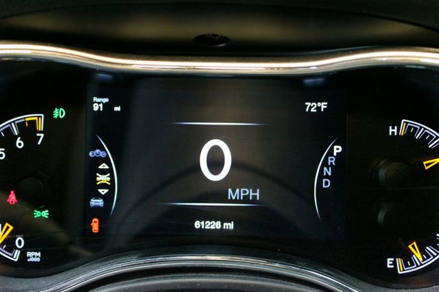 Used 2019 Jeep Grand Cherokee Altitude AWD/4WD image 23