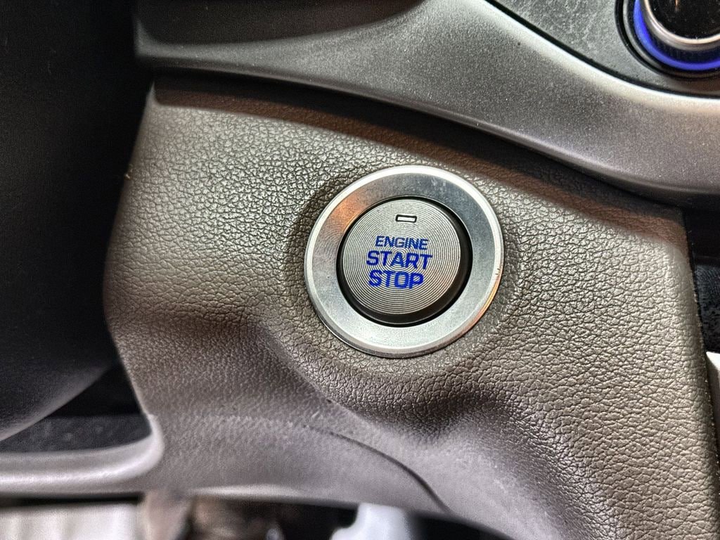 Used 2018 Hyundai Elantra Value Edition FWD image 23