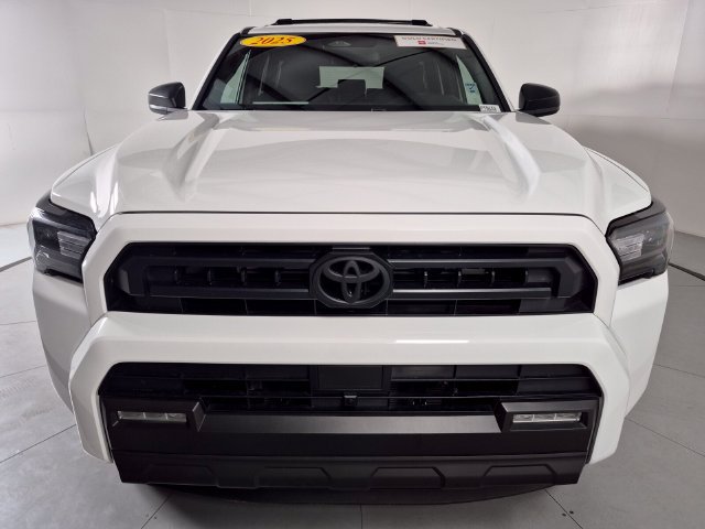 Certified 2025 Toyota 4Runner SR5 AWD/4WD image 7