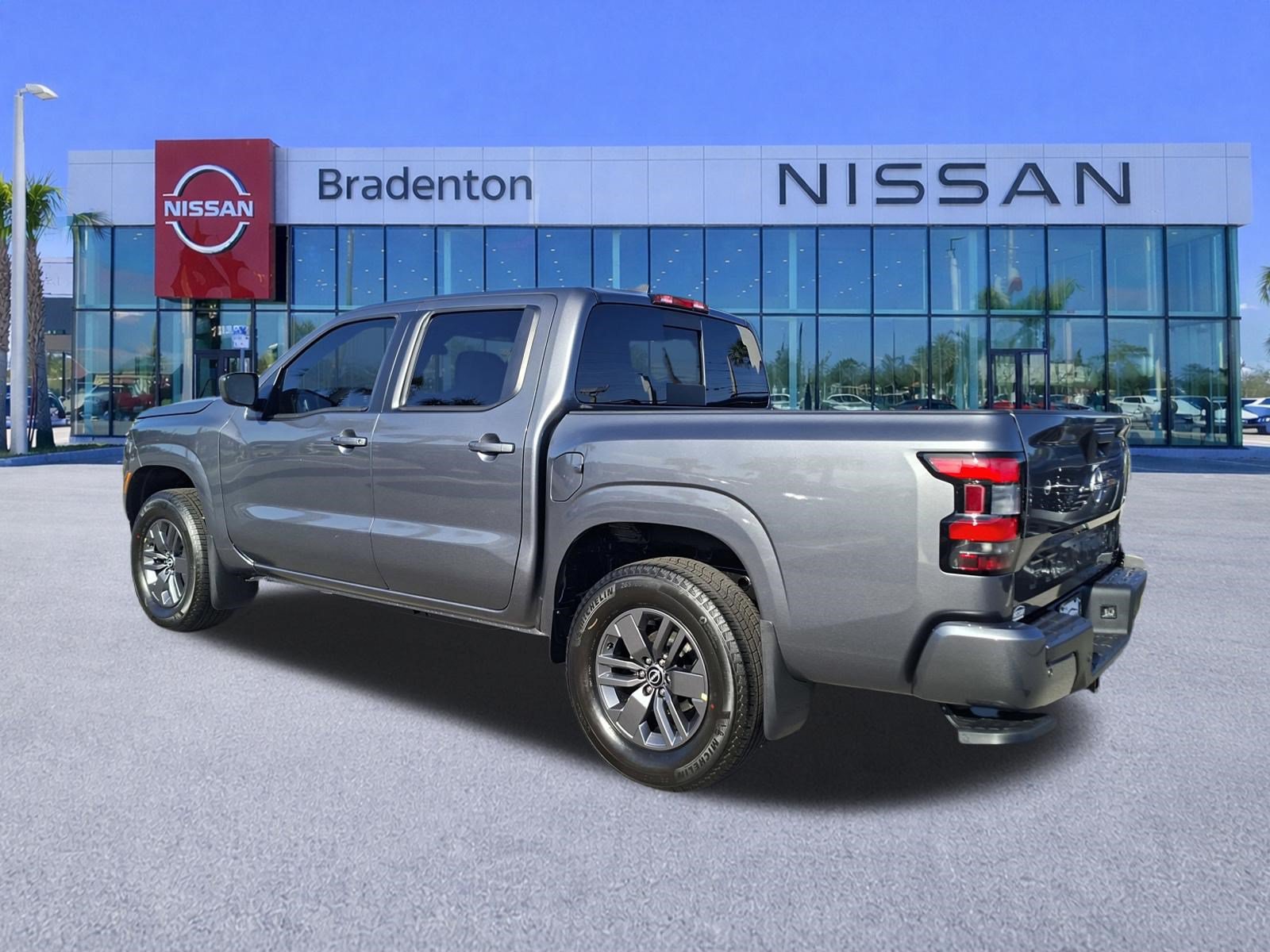 New 2026 Nissan Frontier SV w/ Tow Package AWD/4WD image 4