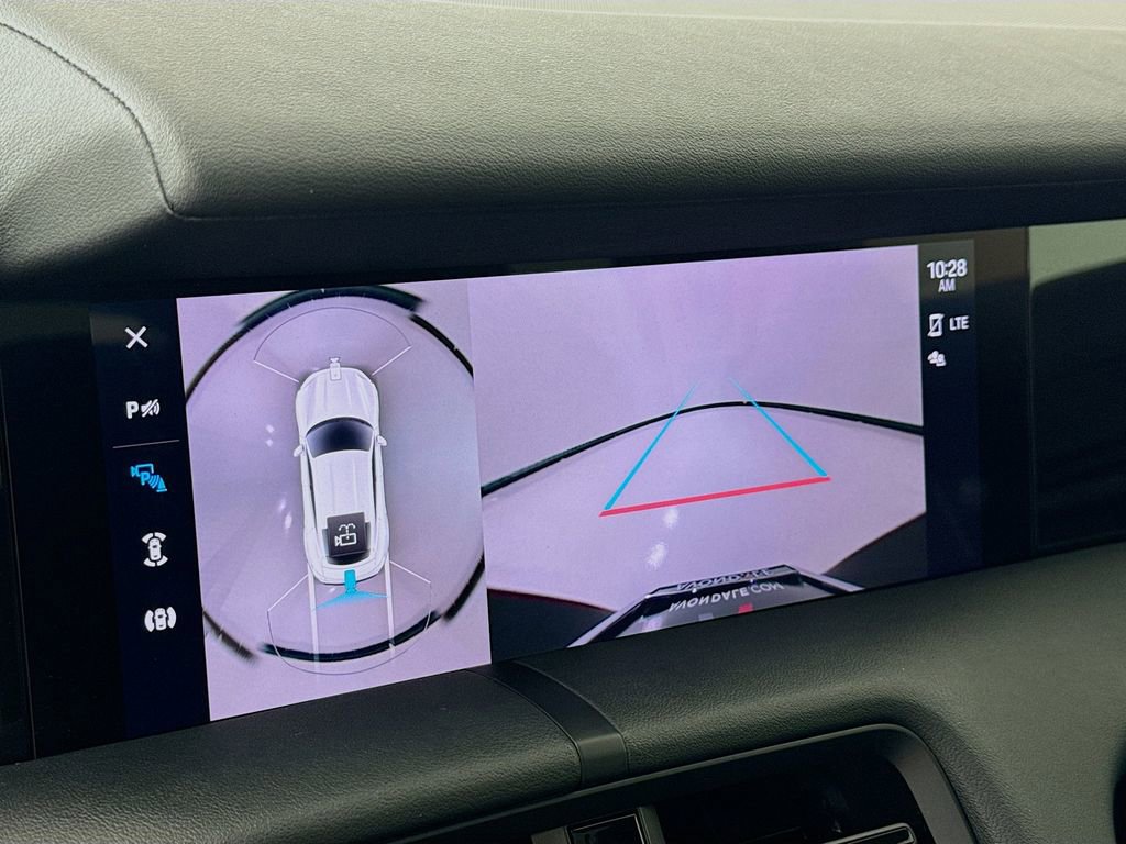 Certified 2022 Porsche Taycan image 19