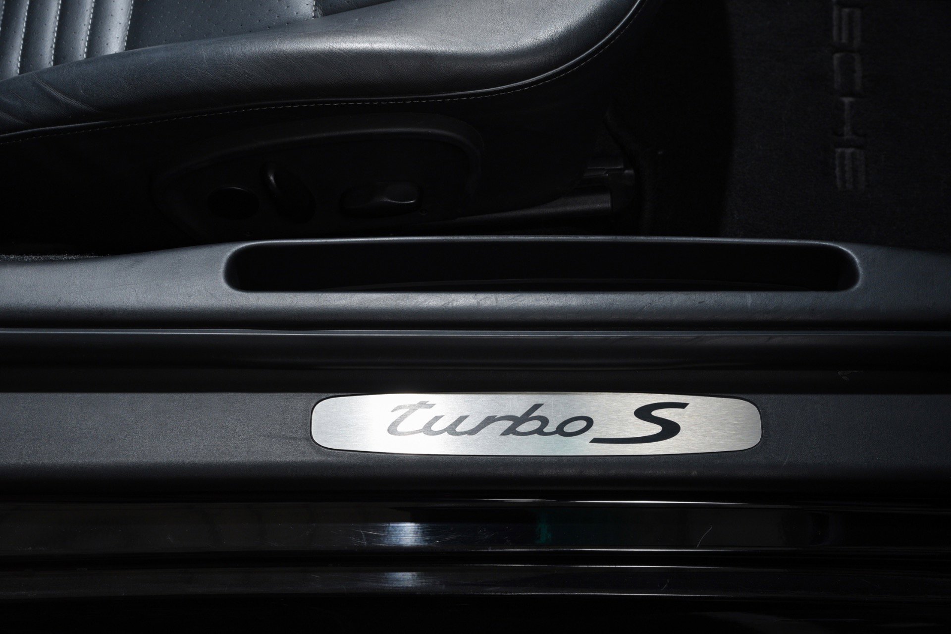 Used 2005 Porsche 911 Turbo image 20