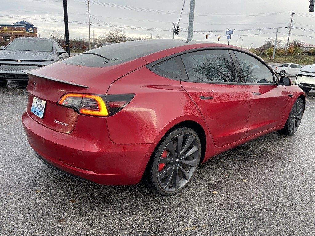 Used 2020 Tesla Model 3 Performance image 4
