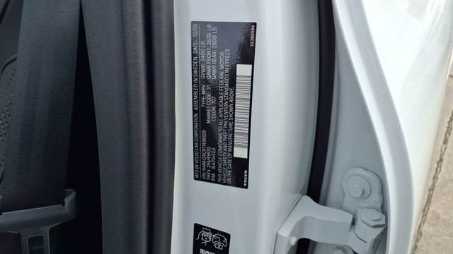 New 2026 Volvo XC60 B5 Plus w/ Protection Package Premier image 30