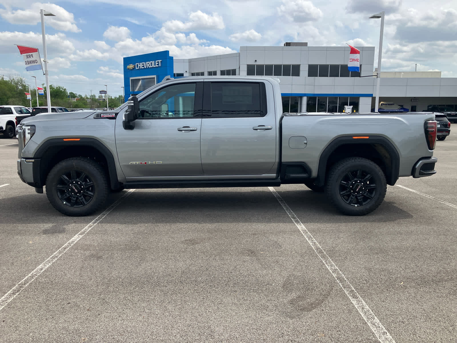 New 2026 GMC Sierra 2500 AT4 w/ AT4 Premium Plus Package image 4