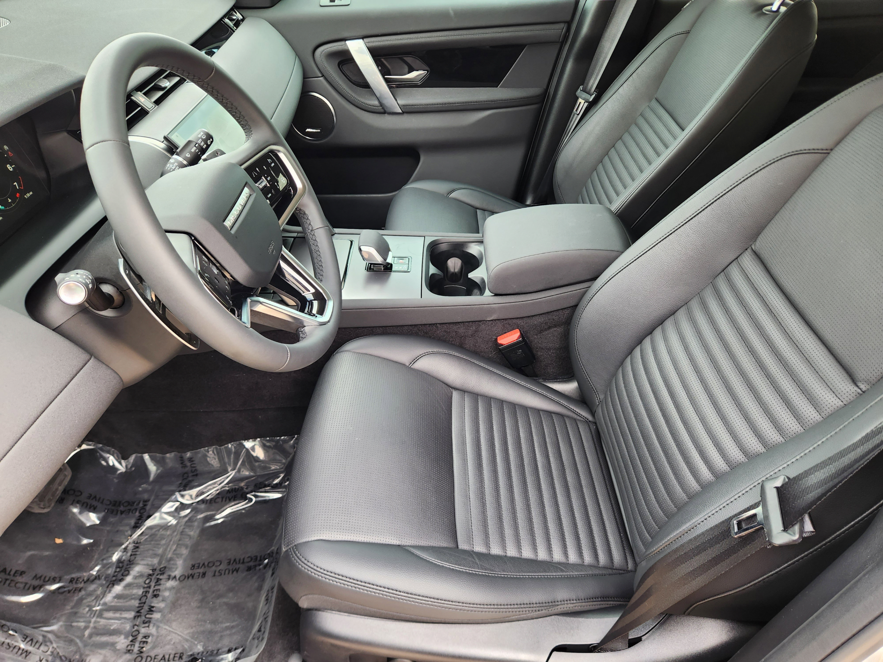 Certified 2025 Land Rover Discovery Sport S AWD/4WD image 8