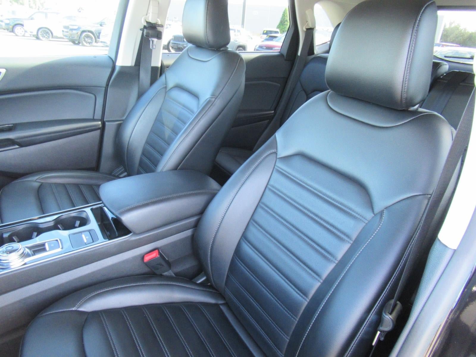 Used 2020 Ford Edge SEL w/ Convenience Package AWD/4WD image 21