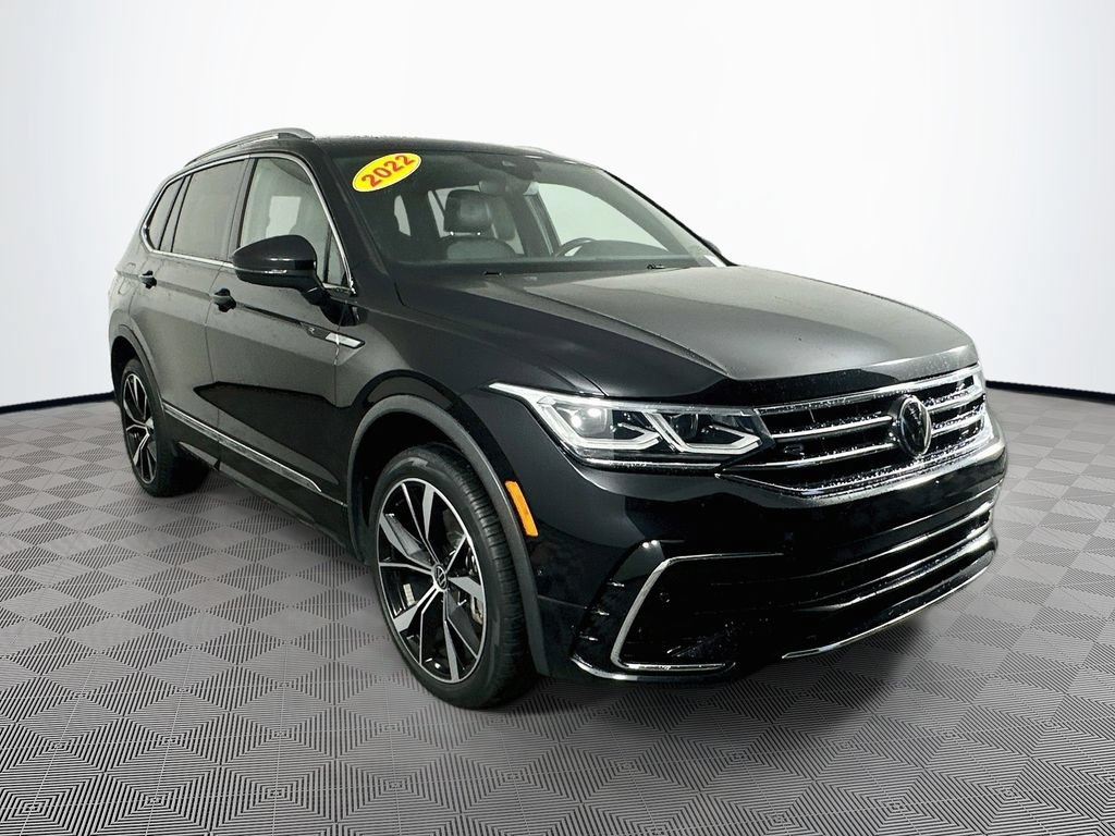 Used 2022 Volkswagen Tiguan SEL R-Line AWD/4WD image 2