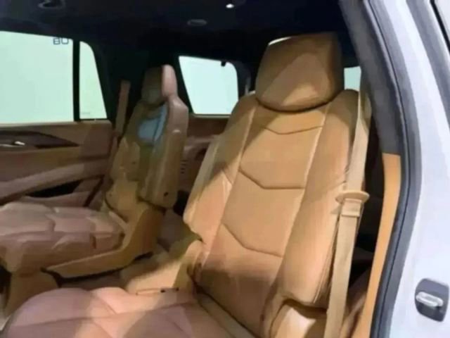 Used 2017 Cadillac Escalade Platinum image 46