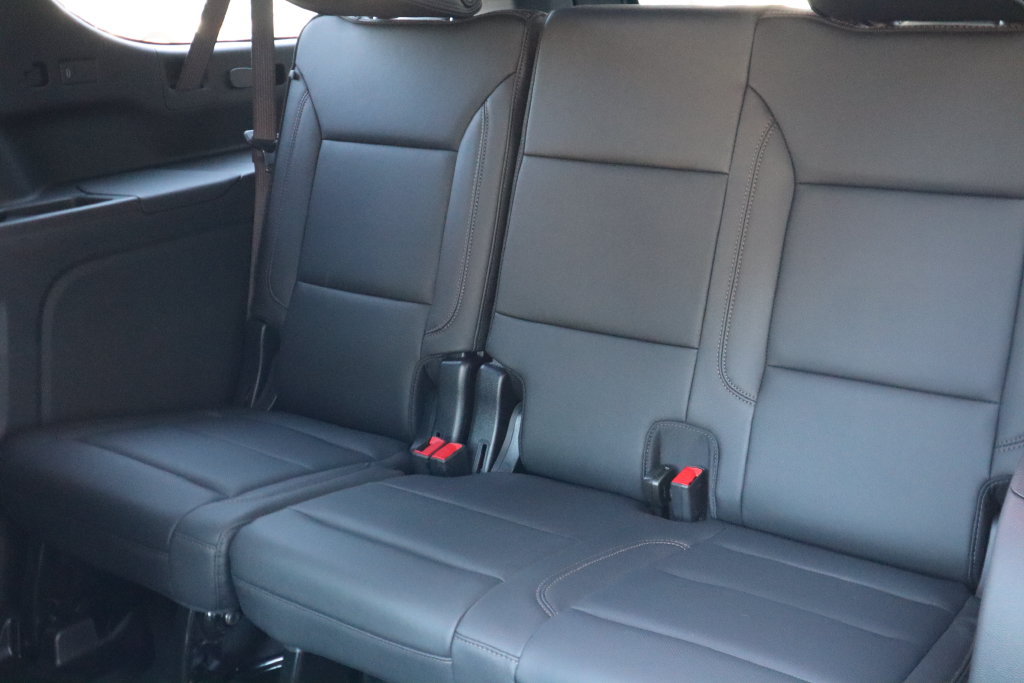 New 2026 Chevrolet Suburban High Country RWD image 14