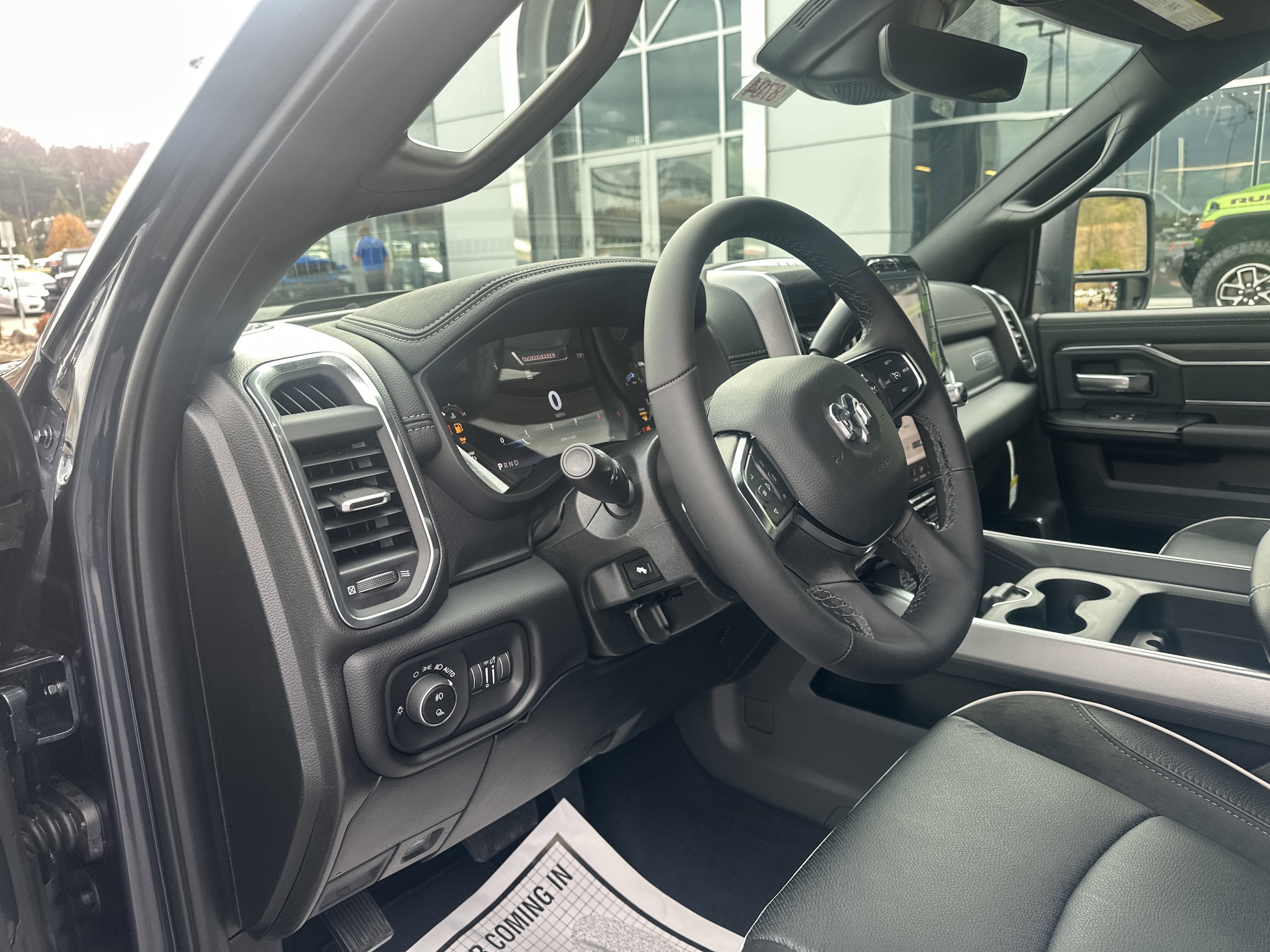 New 2026 RAM 2500 Laramie AWD/4WD image 15