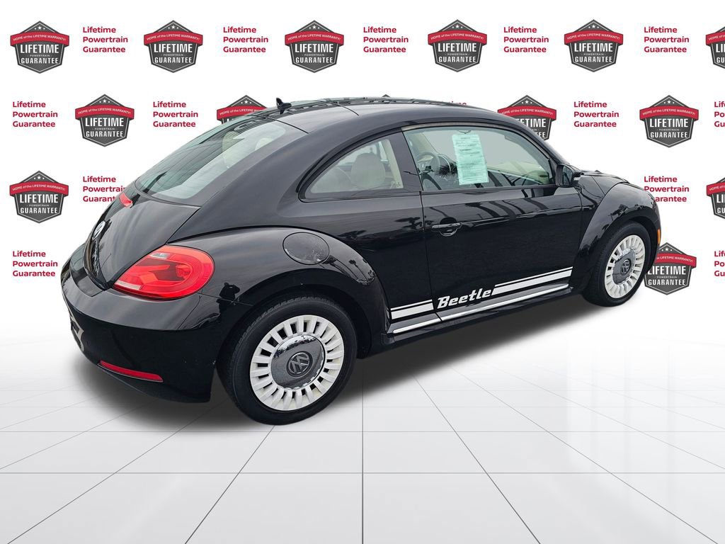 Used 2013 Volkswagen Beetle 2.5 image 8