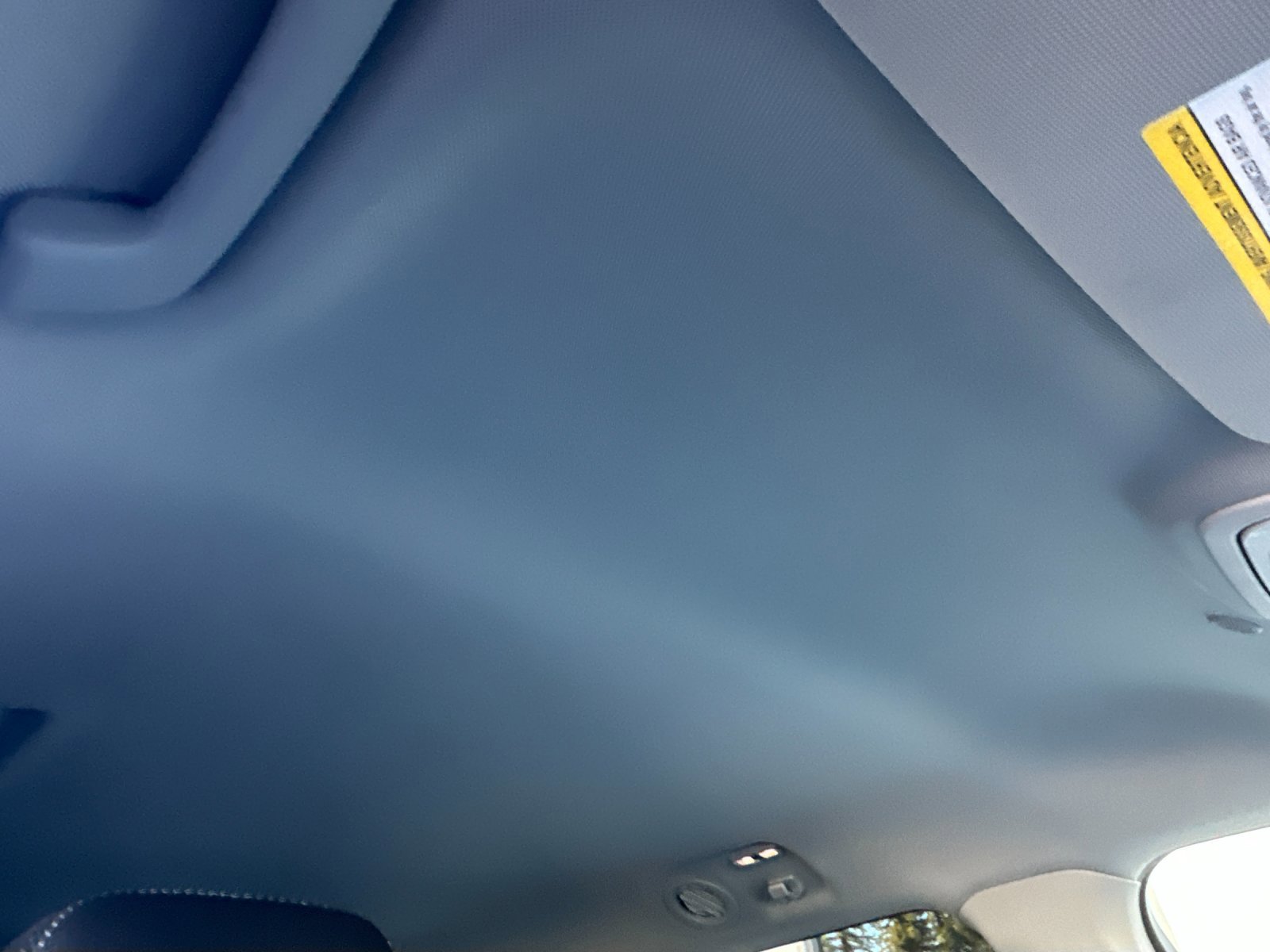 Certified 2022 Ford Explorer XLT w/ Equipment Group 202A image 19