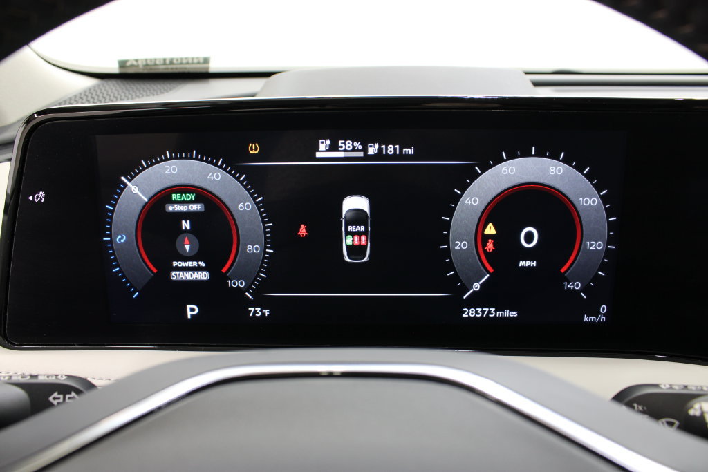 Used 2024 Nissan Ariya AWD image 10