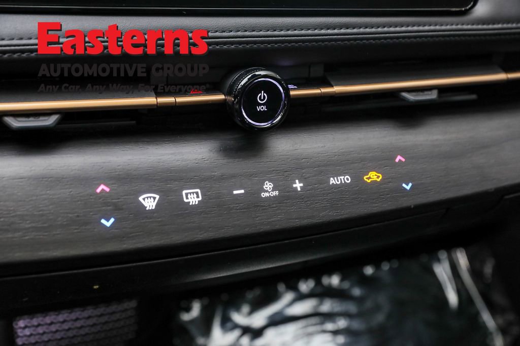 Used 2024 Nissan Ariya FWD image 20