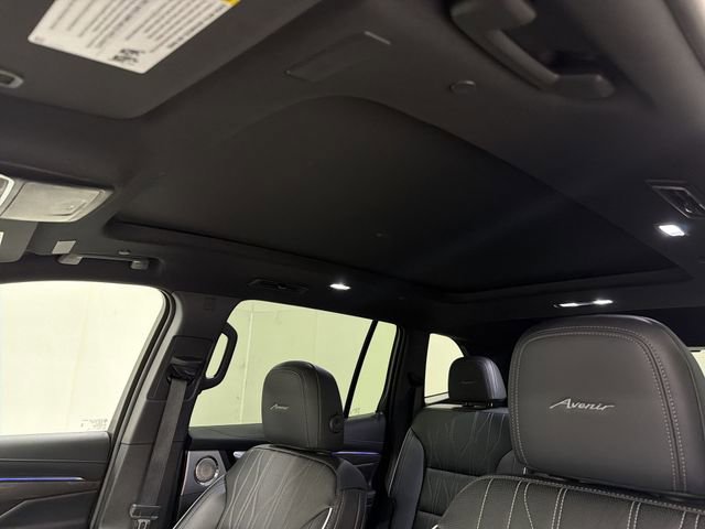 Used 2025 Buick Enclave Avenir w/ Super Cruise Package image 25