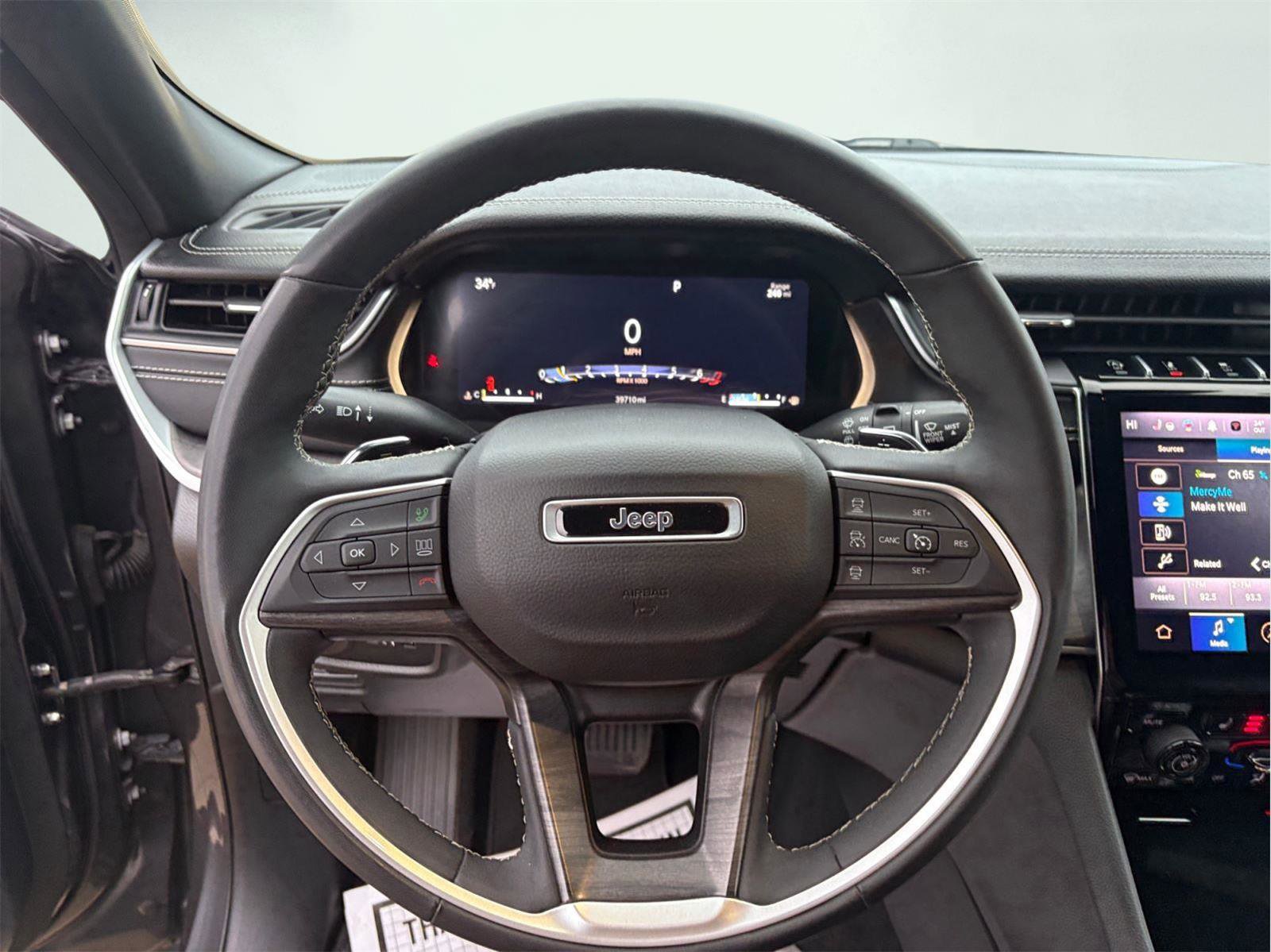 Used 2024 Jeep Grand Cherokee L Limited w/ Luxury Tech Group II image 12