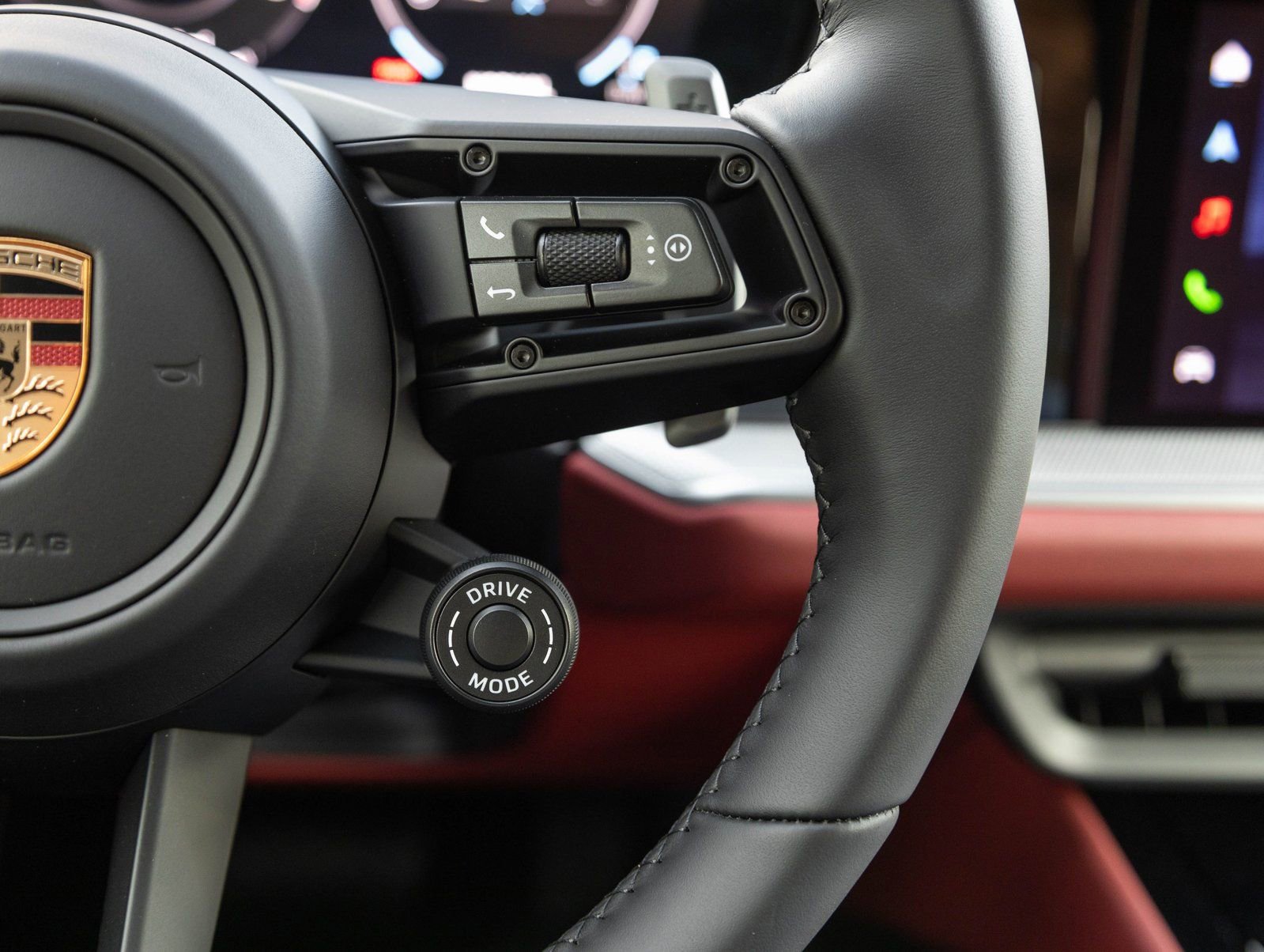 Certified 2026 Porsche Cayenne Coupe AWD/4WD image 16