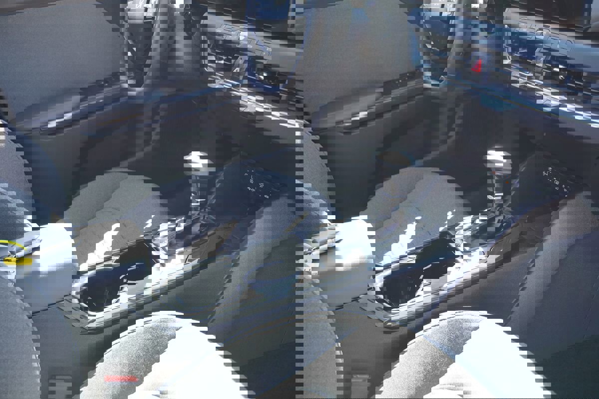 Used 2025 Kia K4 EX image 14