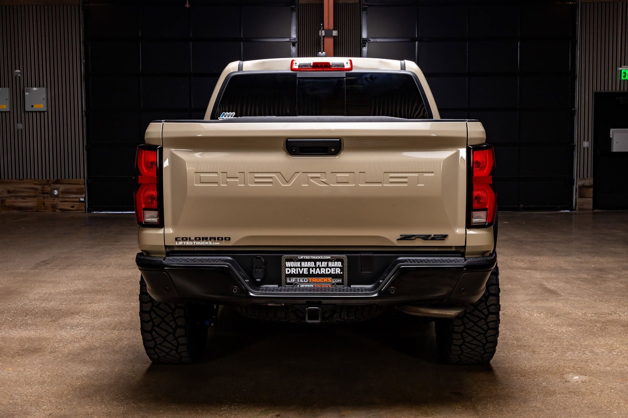 Used 2023 Chevrolet Colorado ZR2 w/ ZR2 Convenience Package III AWD/4WD image 8