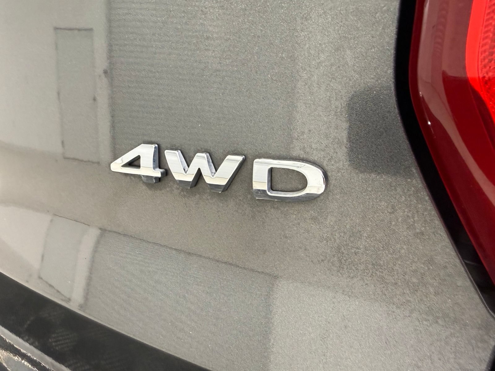 Used 2018 Ford Explorer Limited w/ Equipment Group 301A AWD/4WD image 10