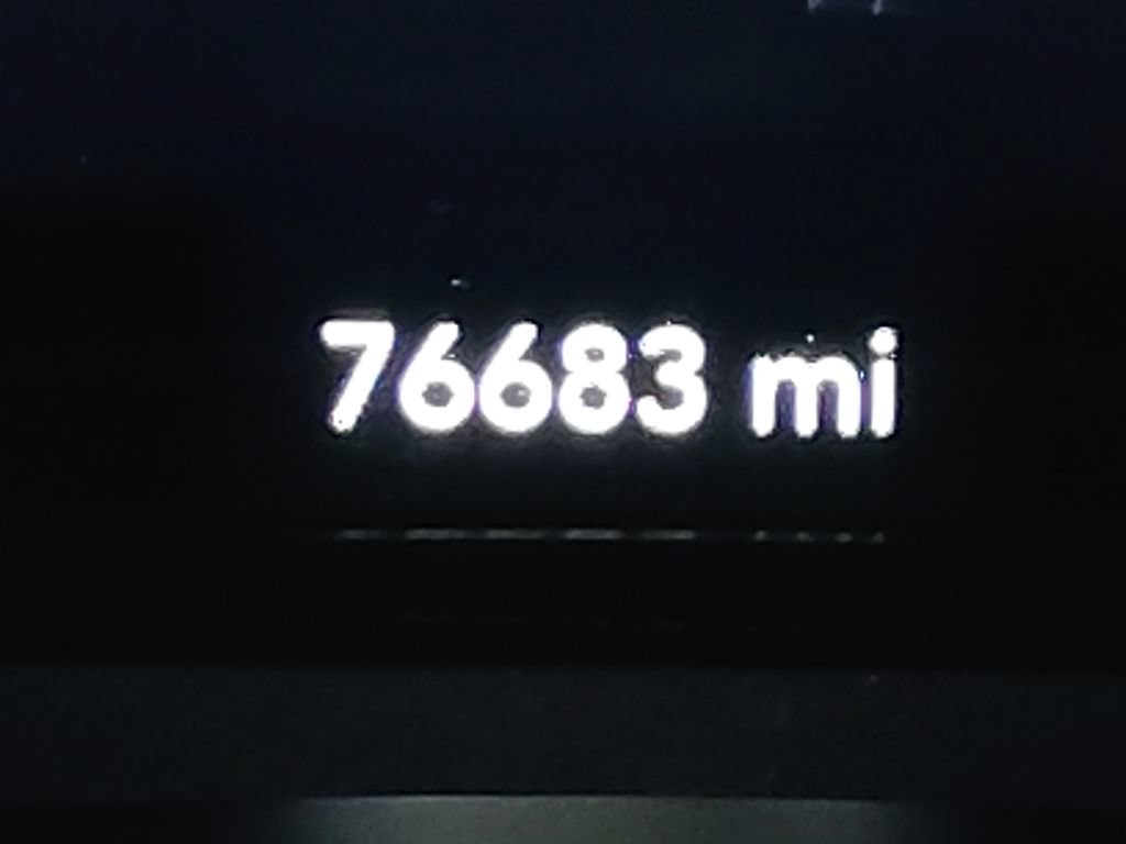 Used 2023 Chrysler Voyager LX FWD image 36