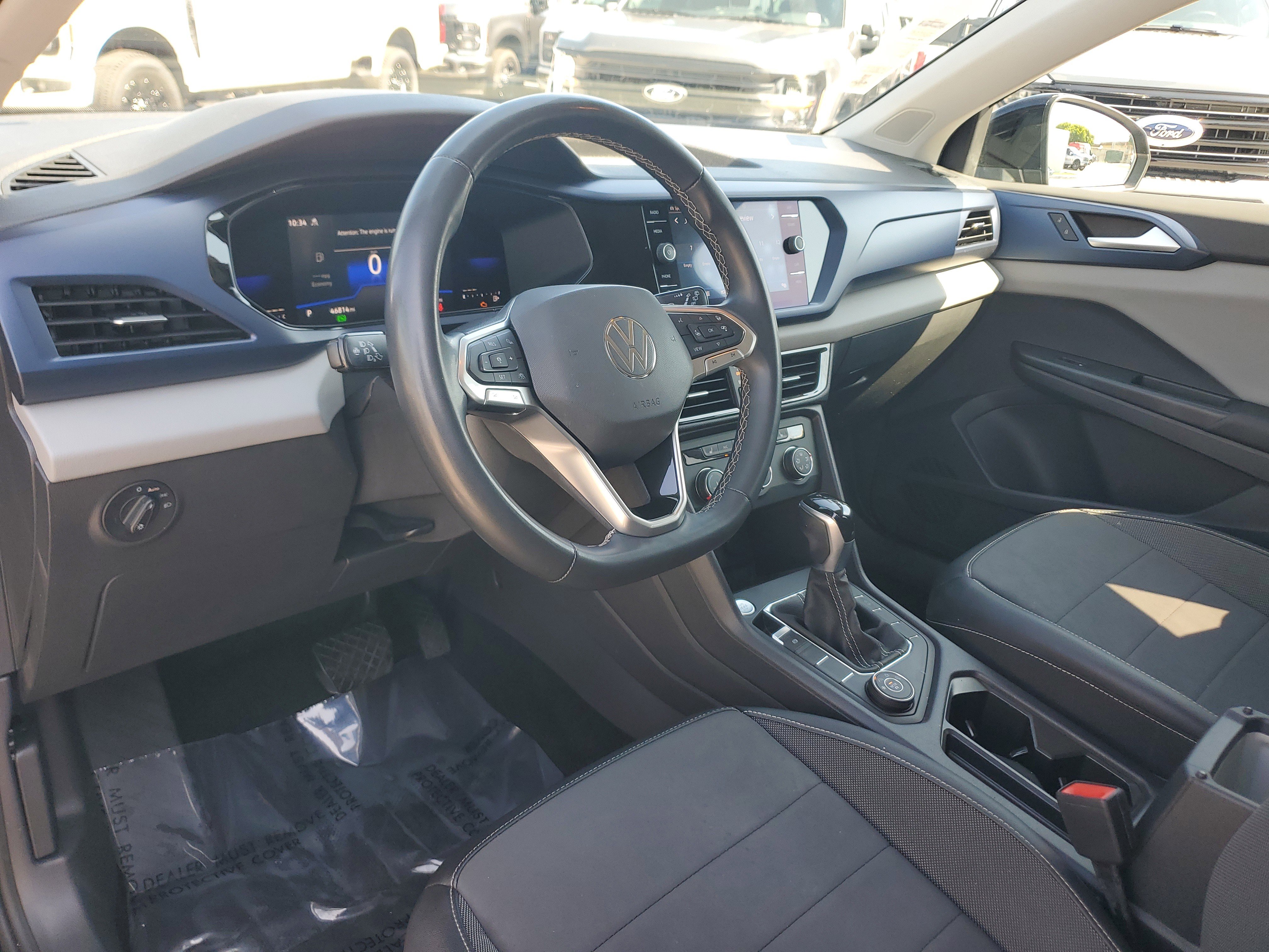 Used 2022 Volkswagen Taos SE w/ IQ.Drive SE Package AWD/4WD image 9