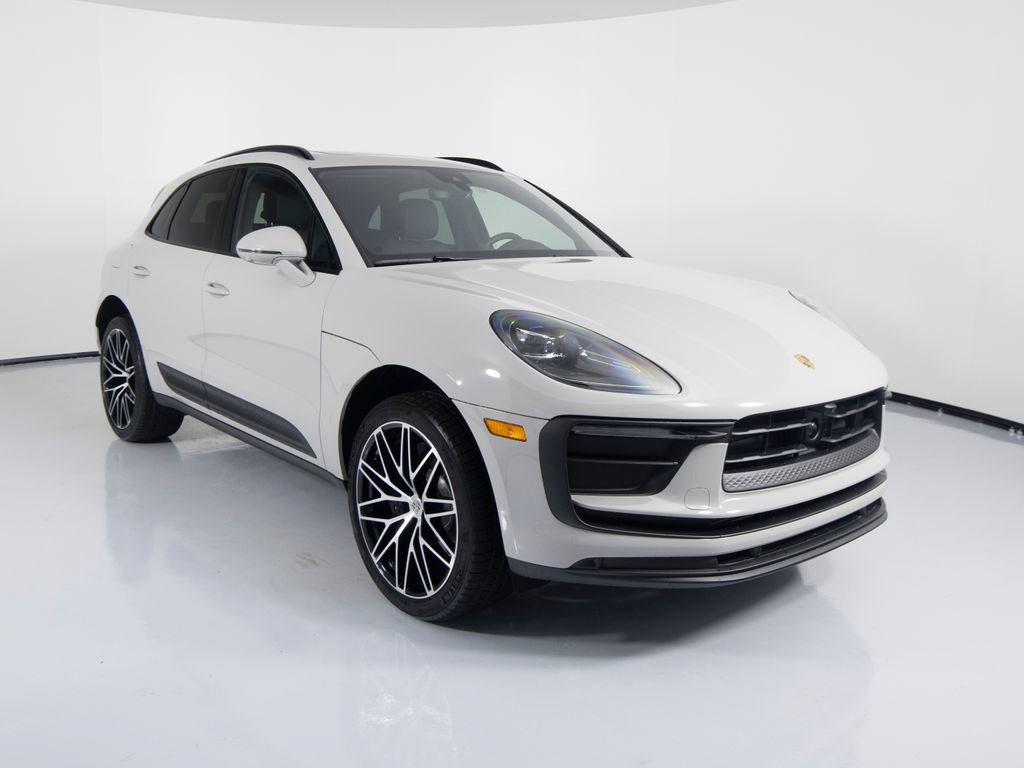 New 2026 Porsche Macan AWD/4WD image 12