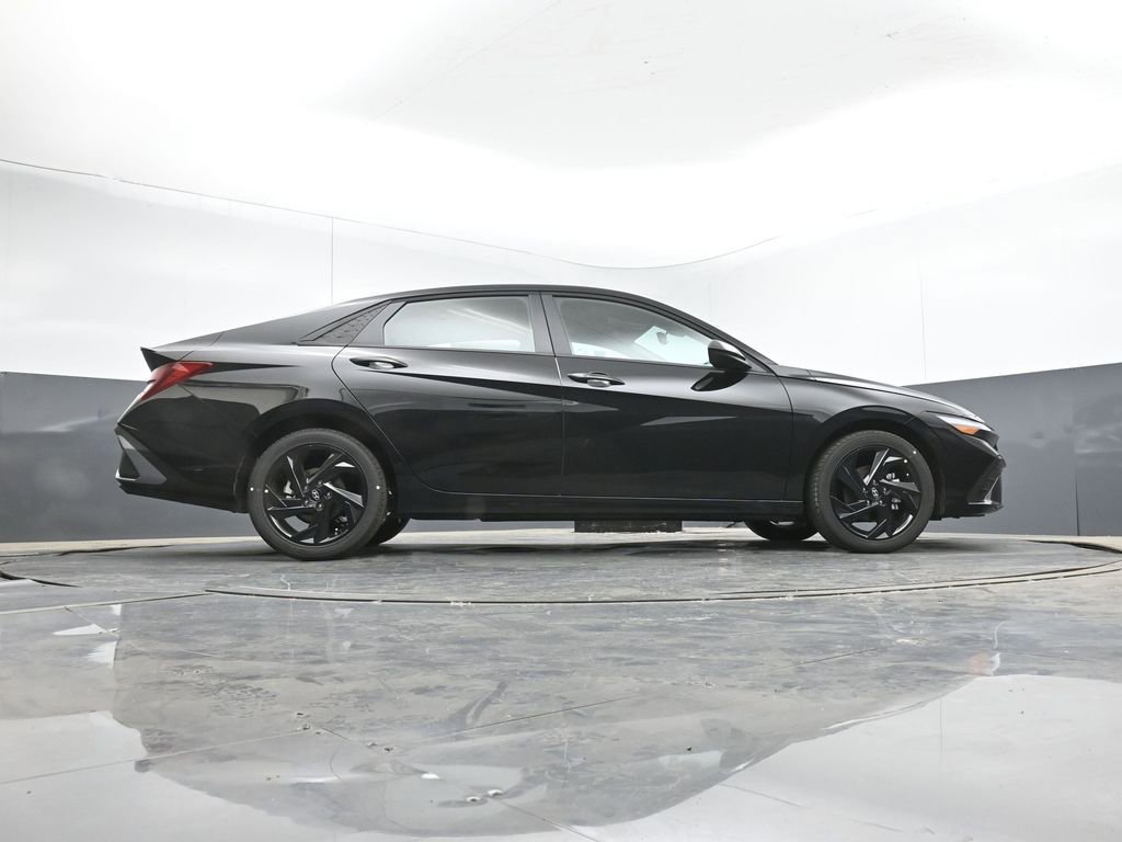 New 2026 Hyundai Elantra Sport image 14