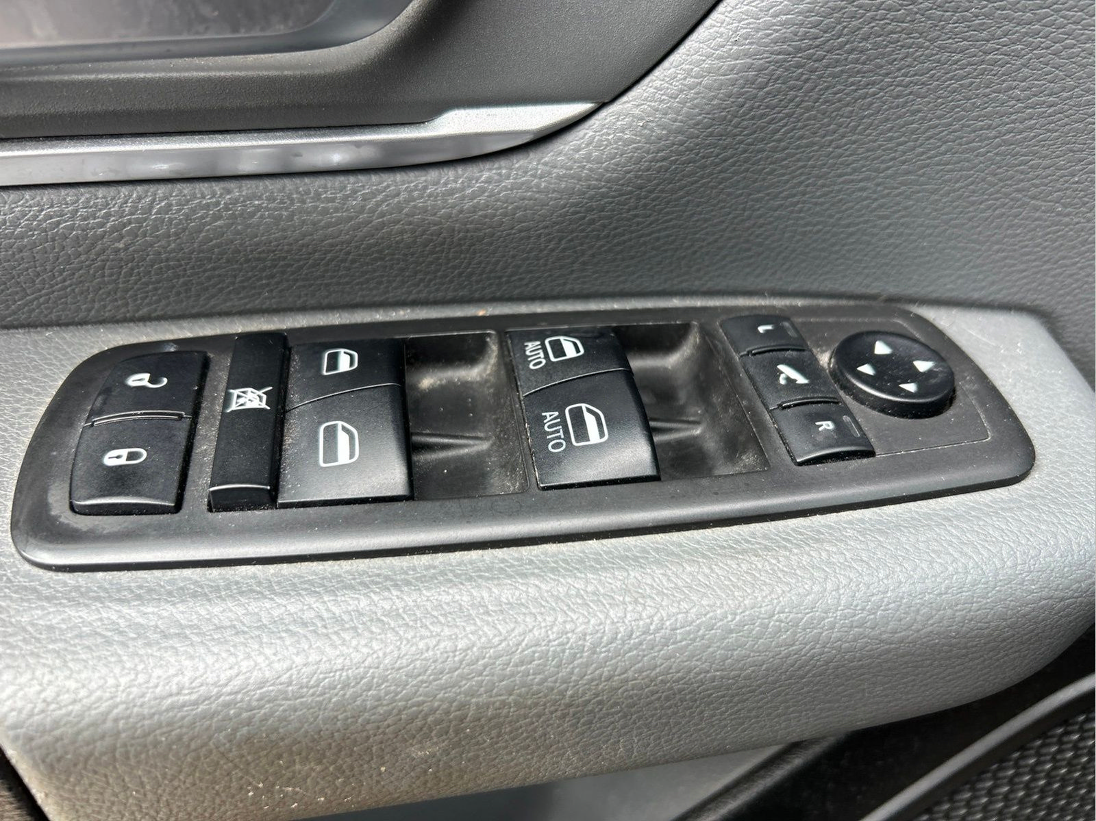 Used 2021 RAM 1500 Big Horn RWD image 24