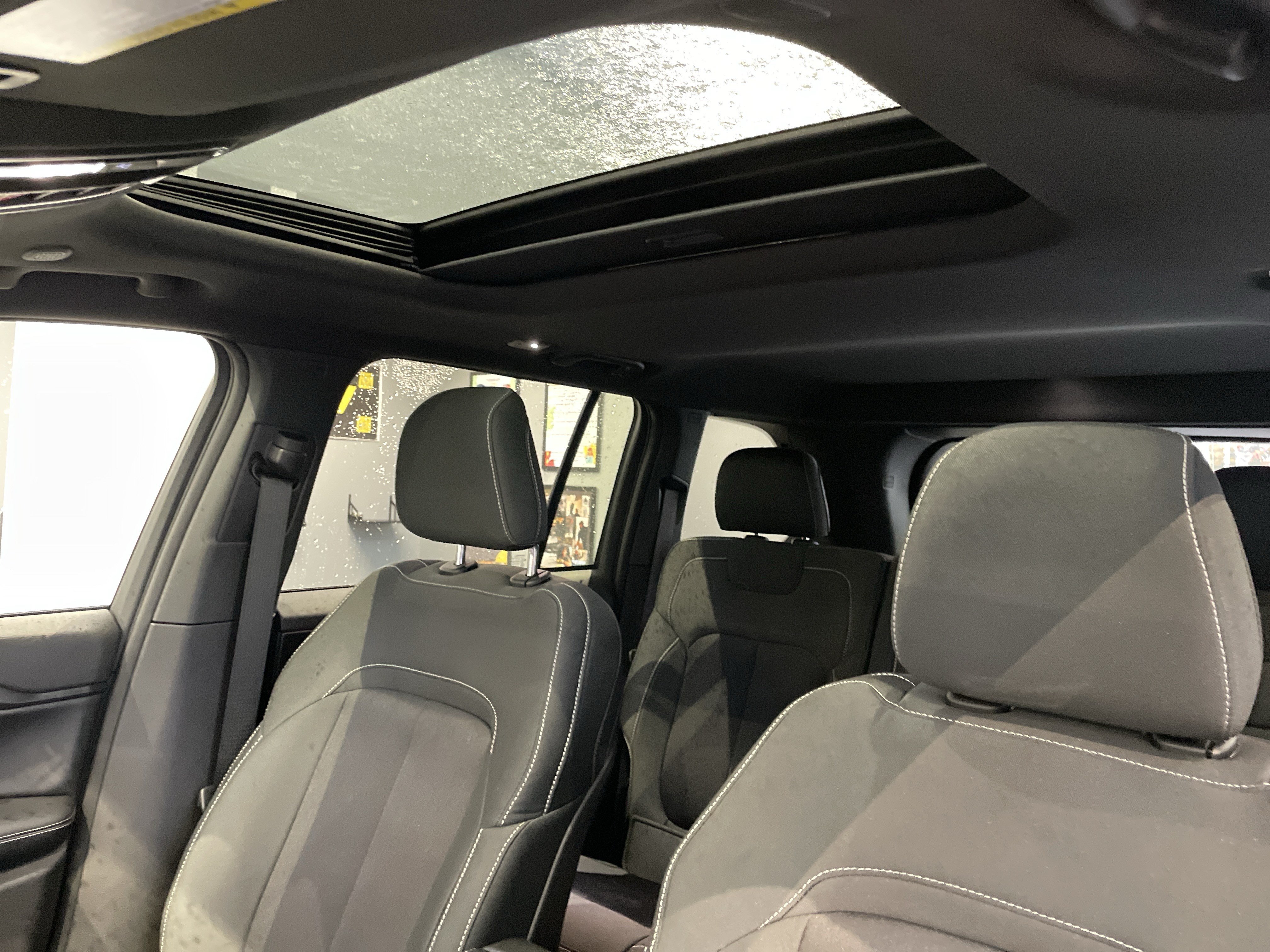 New 2025 Jeep Grand Cherokee Laredo RWD image 29