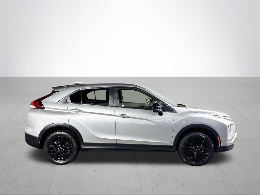 Used 2022 Mitsubishi Eclipse Cross LE AWD/4WD image 5