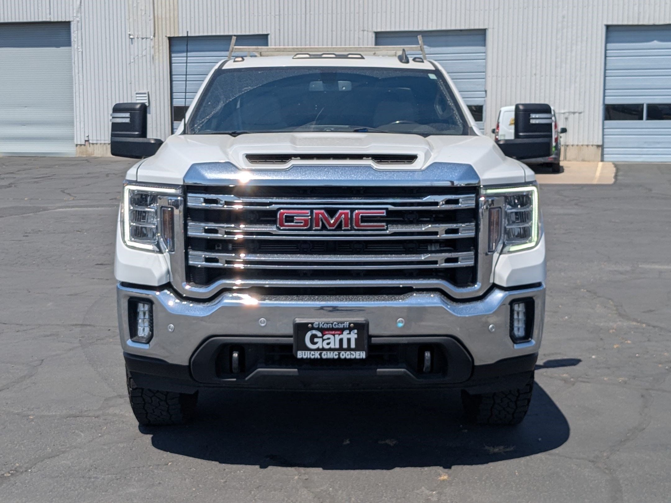 Used 2022 GMC Sierra 3500 SLE w/ SLE Convenience Package AWD/4WD image 9