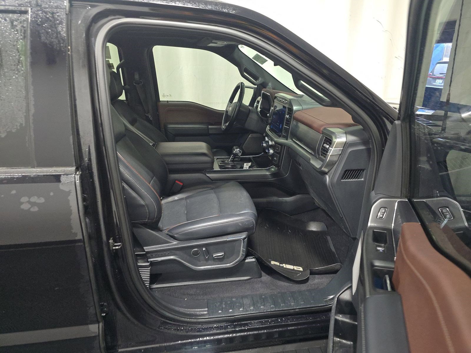 Used 2023 Ford F150 Lariat w/ Equipment Group 502A High AWD/4WD image 8