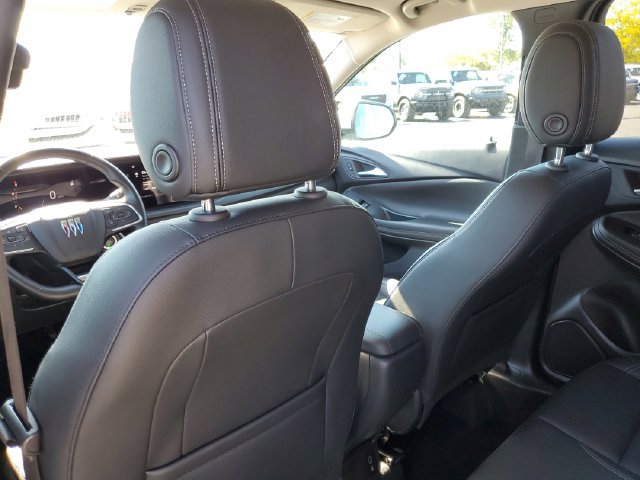 Used 2024 Buick Encore GX Sport Touring FWD image 31