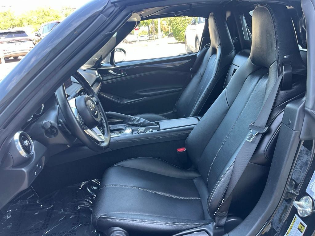 Used 2025 MAZDA MX-5 Miata RF Grand Touring RWD image 18
