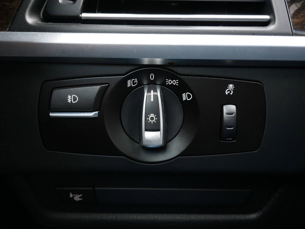 Used 2015 BMW 640i Gran Coupe xDrive image 16