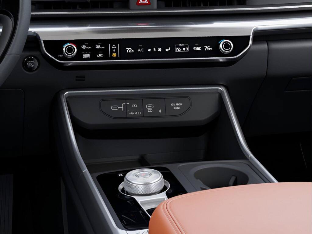 New 2027 Kia Carnival SX w/ Dark Edition Package FWD image 18