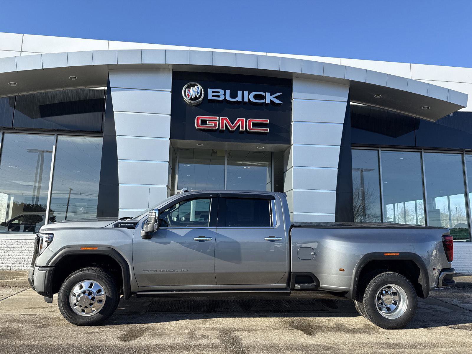 New 2026 GMC Sierra 3500 Denali Ultimate image 5