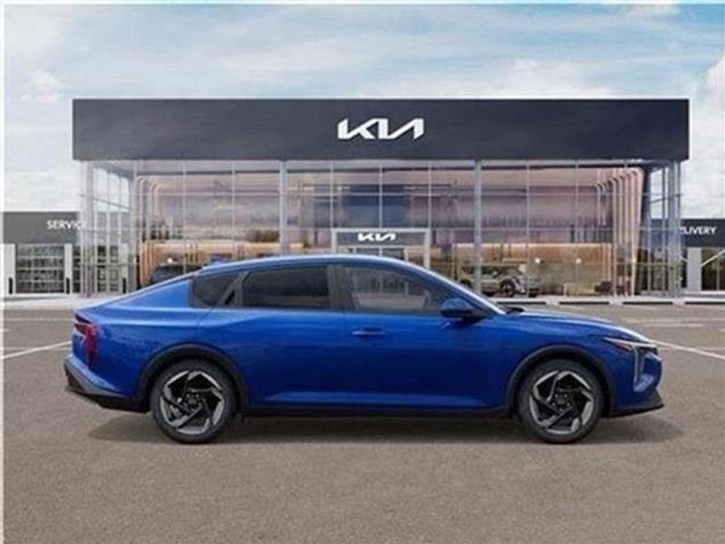 New 2025 Kia K4 EX image 81