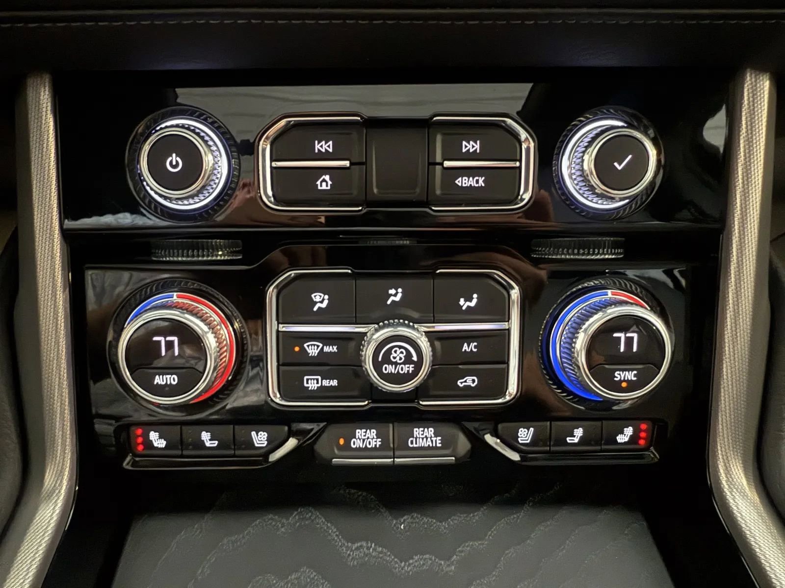 Used 2021 GMC Yukon Denali image 45