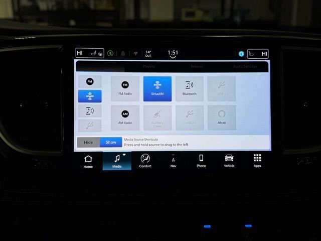 Certified 2025 Chrysler Pacifica Limited image 41