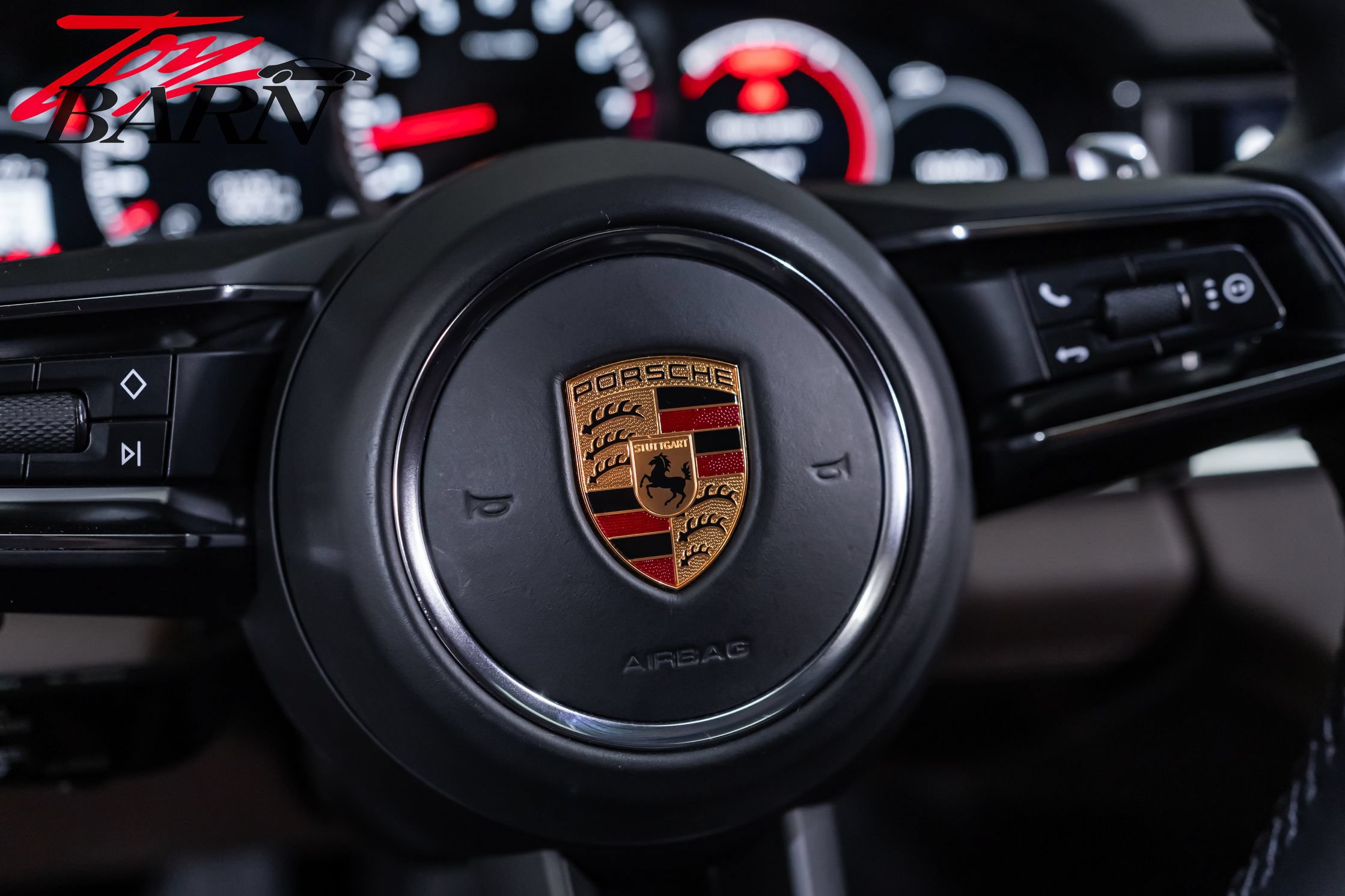 Used 2022 Porsche Panamera 4 Platinum Edition AWD/4WD image 30