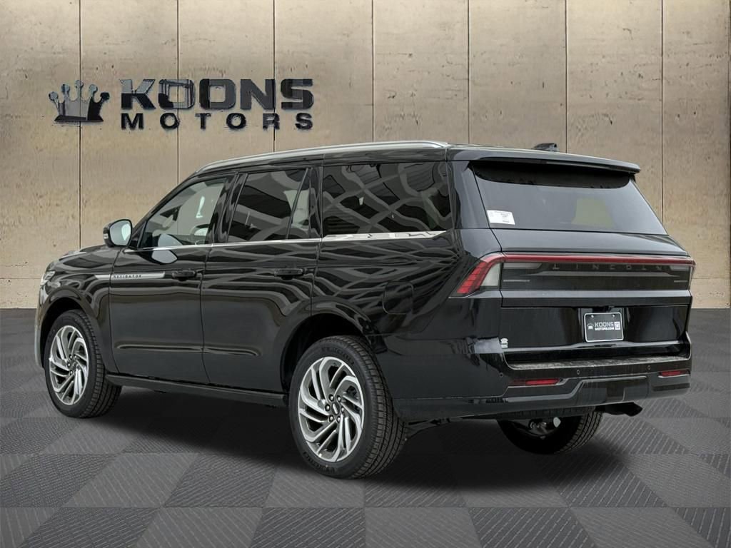 New 2026 Lincoln Navigator Reserve AWD/4WD image 3