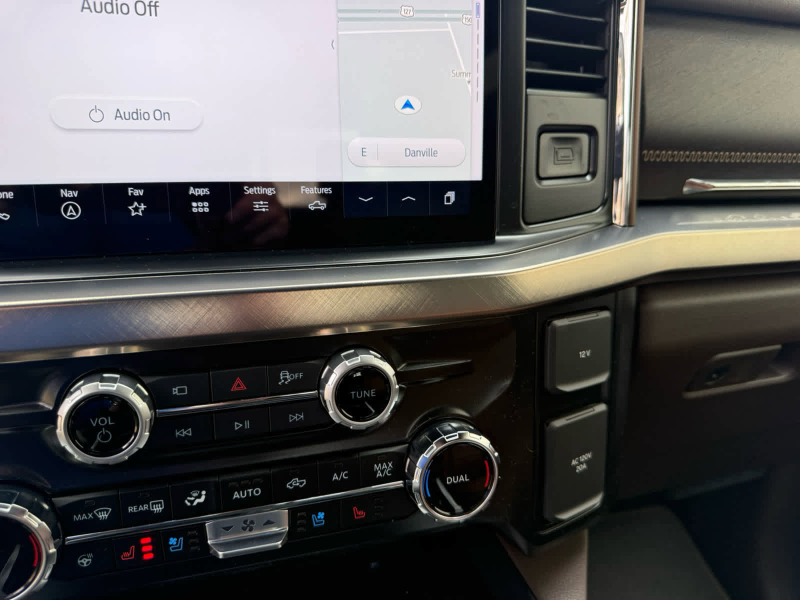 New 2026 Ford F350 King Ranch w/ FX4 Off-Road Package image 14