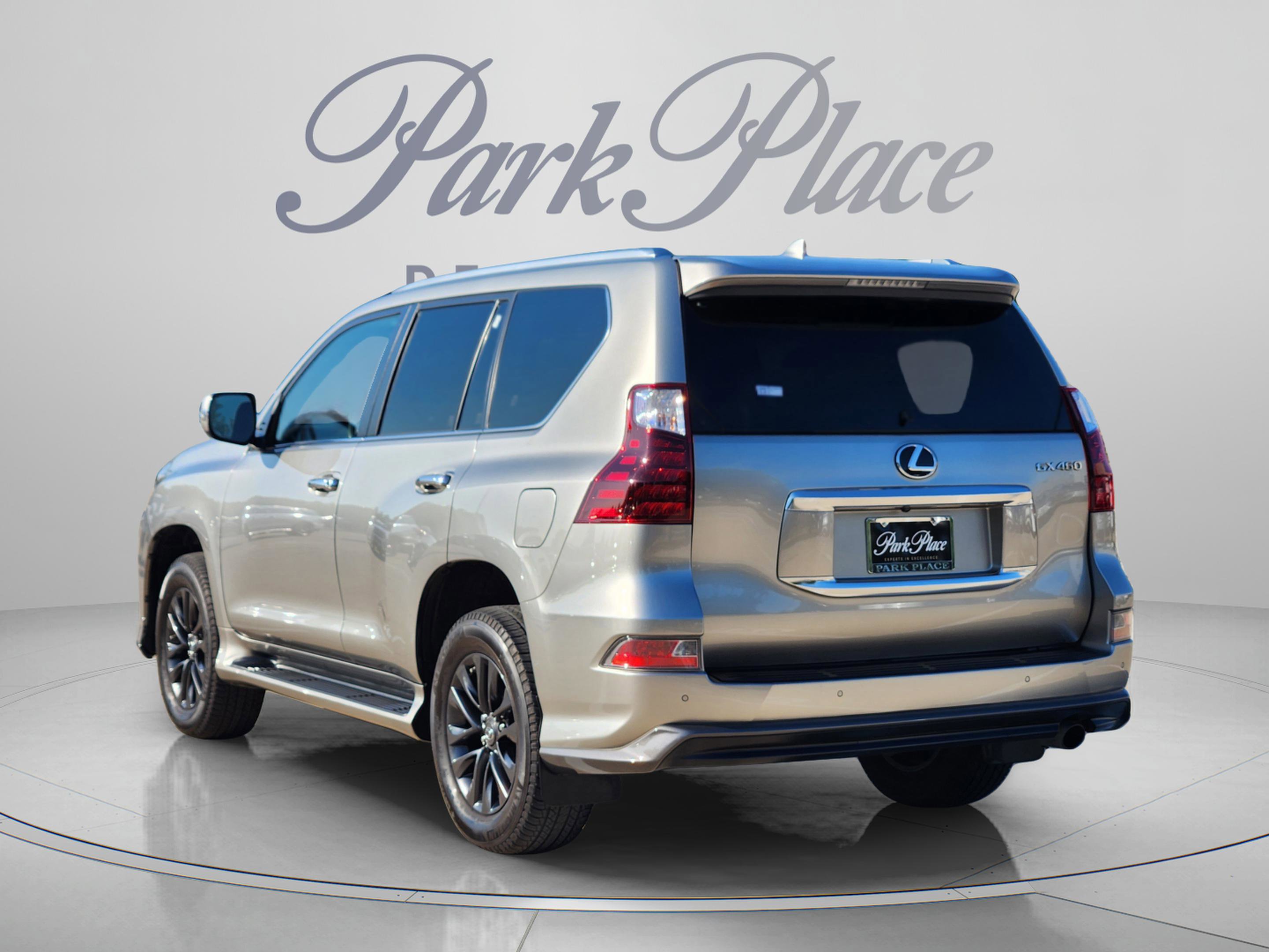 Used 2022 Lexus GX 460 Luxury AWD/4WD image 3