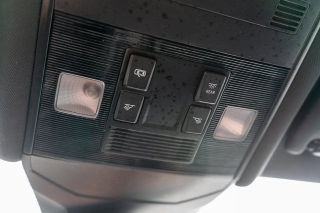 Used 2024 Volkswagen Jetta Sport image 33