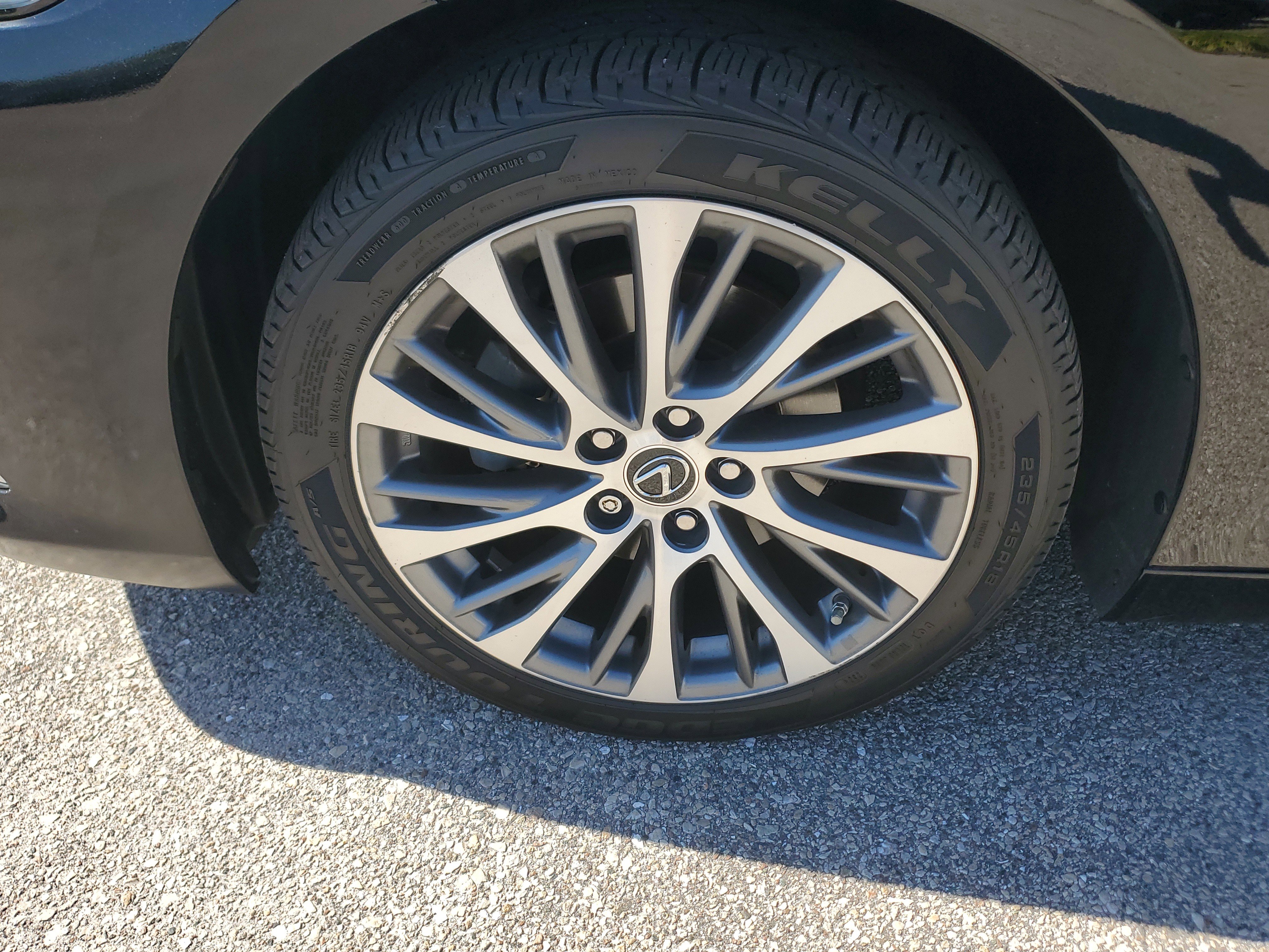 Used 2019 Lexus ES 350 w/ Premium Package image 9